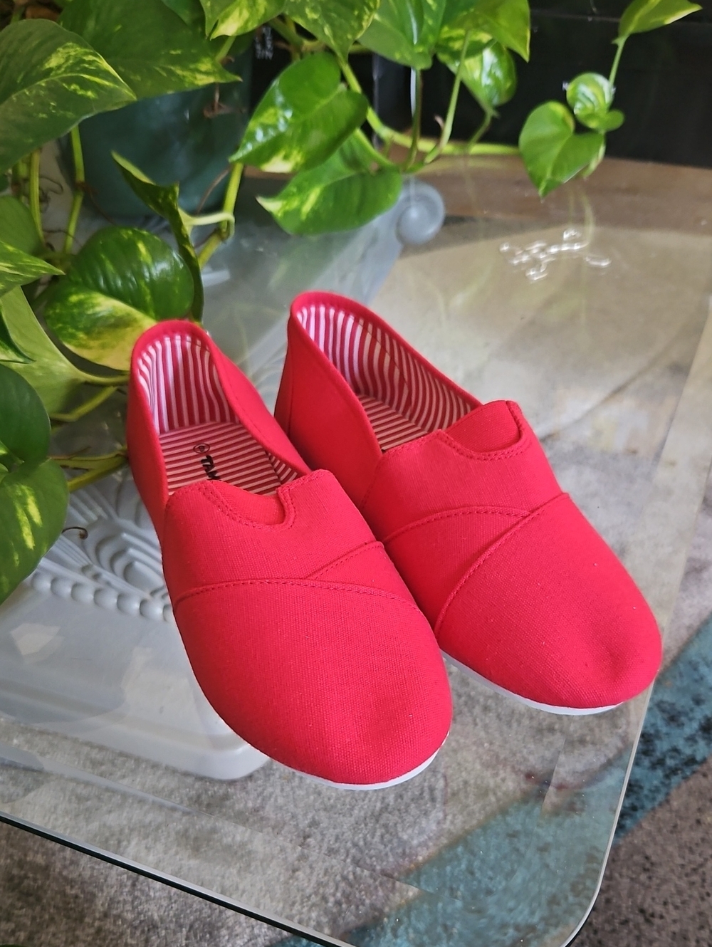 Red Slip-On Espadrilles for Women - Casual Canvas Comfort